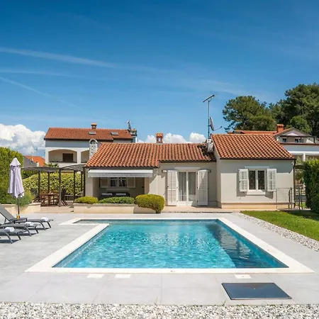 فيلة Casa Rita *