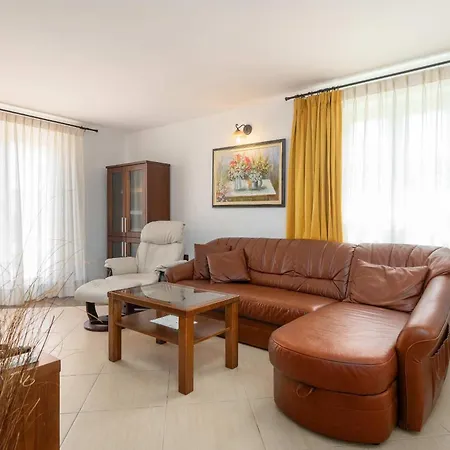 فيلة Casa Rita